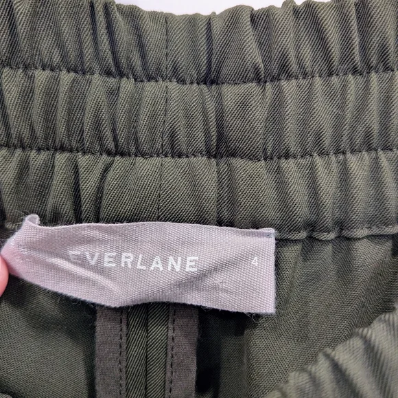 Everlane Italian GoWeave Easy Pant Green | Size 4 - Picture 4 of 7
